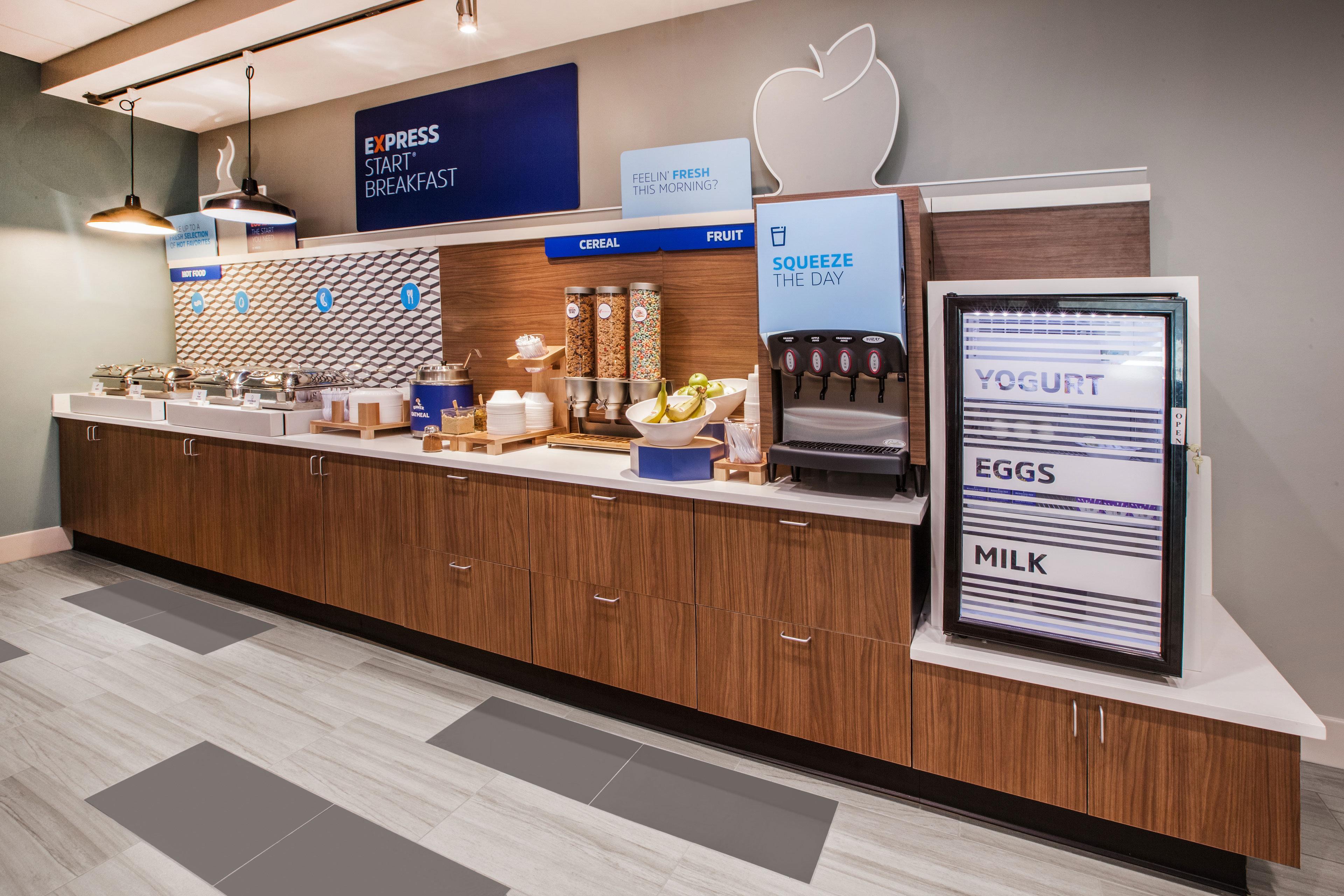 Holiday Inn Express & Suites Springfield By Ihg Экстерьер фото
